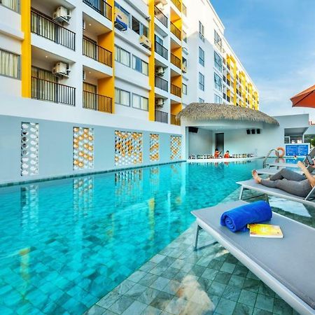 Beehive Boutique Hotel Phuket Exteriör bild