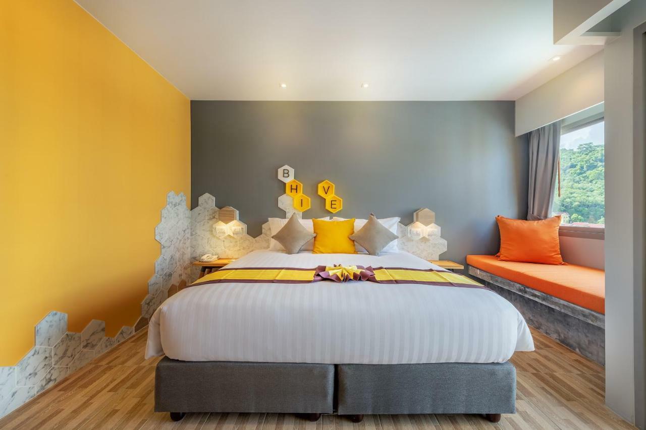 Beehive Boutique Hotel Phuket Exteriör bild