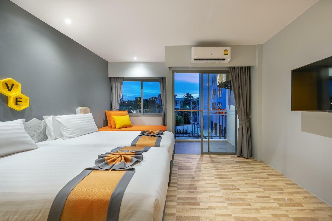 Beehive Boutique Hotel Phuket Exteriör bild